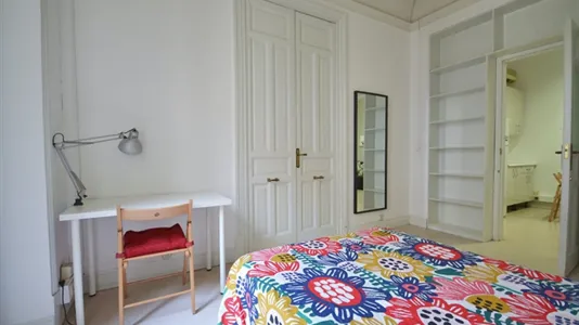 Rooms in Madrid Centro - photo 5