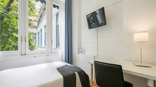 Rooms in Madrid Centro - photo 3