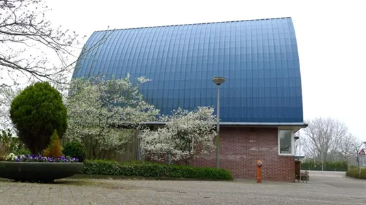 Houses in Location is not specified - photo 3