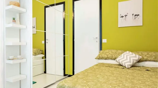 Rooms in Milano Zona 8 - Fiera, Gallaratese, Quarto Oggiaro - photo 1