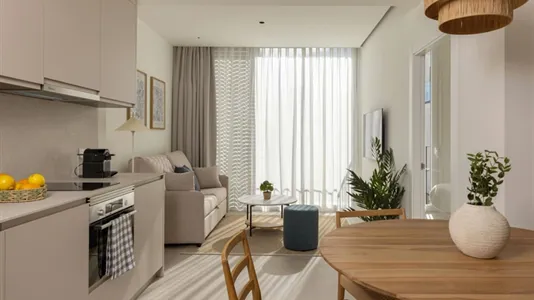 Apartments in Valencia L'Eixample - photo 2