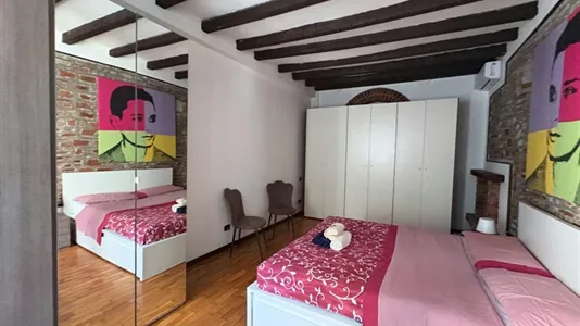 Apartments in Milano Zona 4 - Vittoria, Forlanini - photo 1