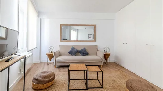 Apartments in Madrid Tetuán - photo 1