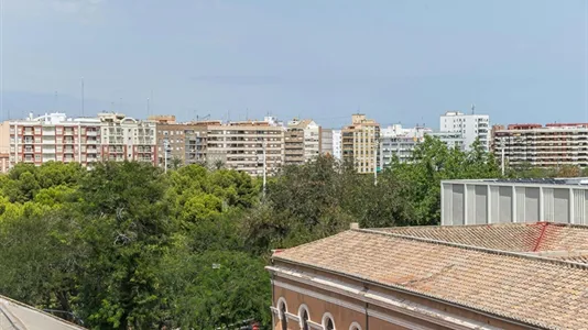 Apartments in Valencia Extramurs - photo 8