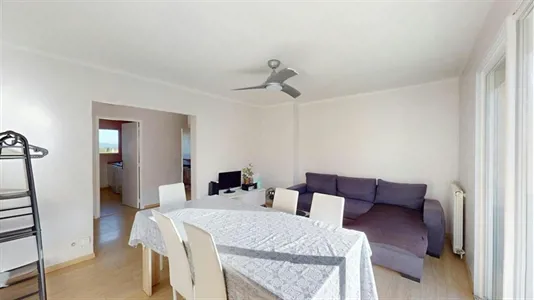 Apartments in Toulon - photo 3