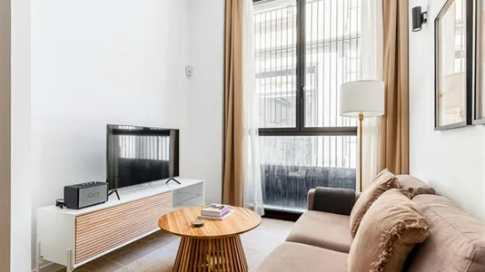 Apartments in Barcelona Ciutat Vella - photo 3