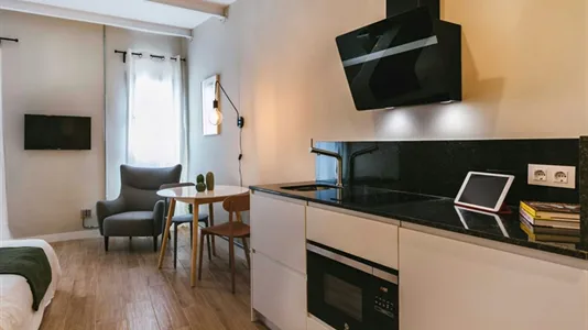 Apartments in Barcelona Ciutat Vella - photo 6