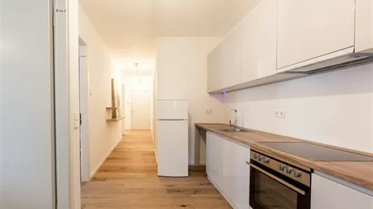 Rooms in Berlin Mitte - photo 9