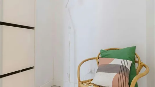 Rooms in Milano Zona 5 - Vigentino, Chiaravalle, Gratosoglio - photo 2