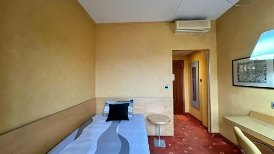 Rooms in Turin - photo 2