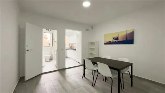 Rooms in Barcelona Sants-Montjuïc - photo 4