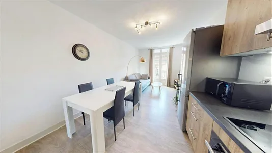 Rooms in Saint-Étienne - photo 7