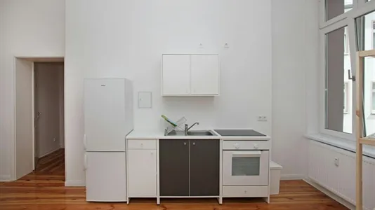 Rooms in Berlin Friedrichshain-Kreuzberg - photo 5