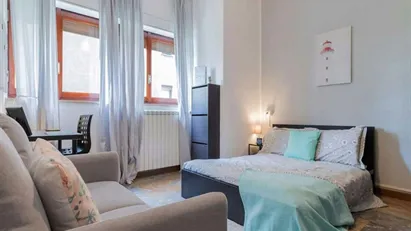 Room for rent in Milano Zona 5 - Vigentino, Chiaravalle, Gratosoglio, Milan