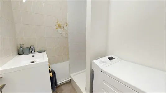 Rooms in Lyon - photo 10