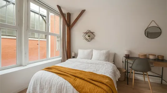 Apartments in Paris 18ème arrondissement - Montmartre - photo 5