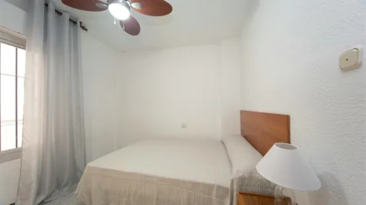 Rooms in Granada - photo 3