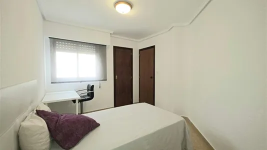 Rooms in Casas de Muntanyars - photo 4