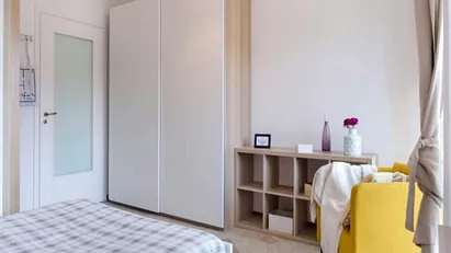 Room for rent in Buccinasco, Lombardia