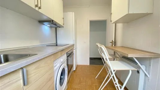 Rooms in Adaro - photo 6