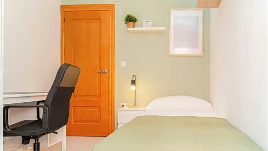 Rooms in Zaragoza - photo 4