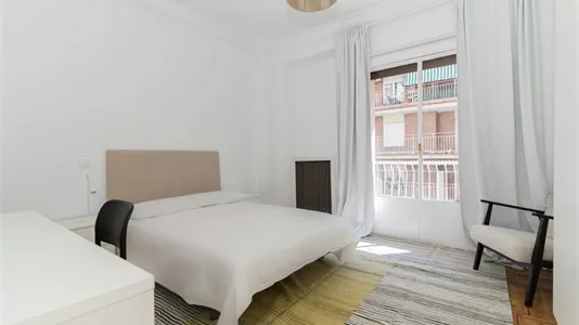 Rooms in Madrid Chamberí - photo 10