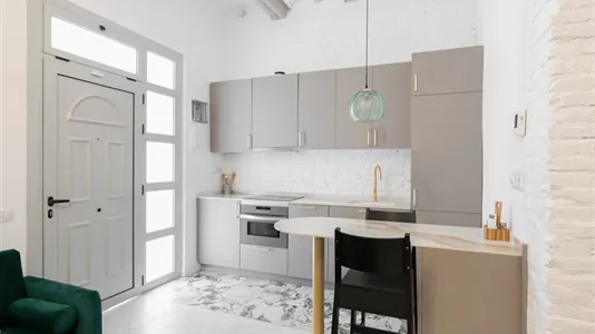 Apartments in L'Hospitalet de Llobregat - photo 7