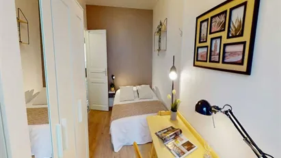 Room for rent in Paris 16éme arrondissement (North), Paris