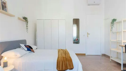 Rooms in Roma Municipio XIV – Monte Mario - photo 7