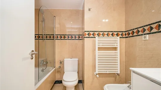 Rooms in Madrid Chamartín - photo 10