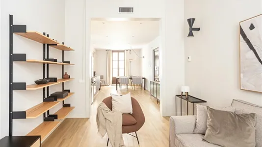 Apartments in Barcelona Ciutat Vella - photo 5