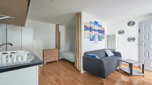 Apartments in Location is not specified - photo 9