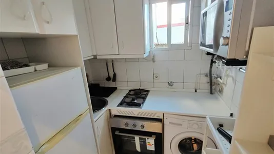 Rooms in Madrid Chamberí - photo 9