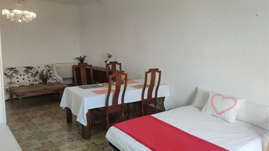 Rooms in Barcelona Ciutat Vella - photo 1