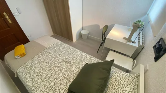 Rooms in Adaro - photo 5