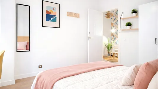 Rooms in Madrid Chamberí - photo 1