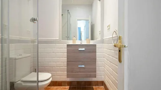 Rooms in Madrid Centro - photo 10