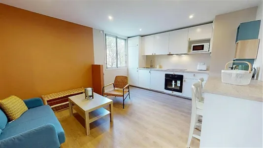 Rooms in Lyon - photo 4