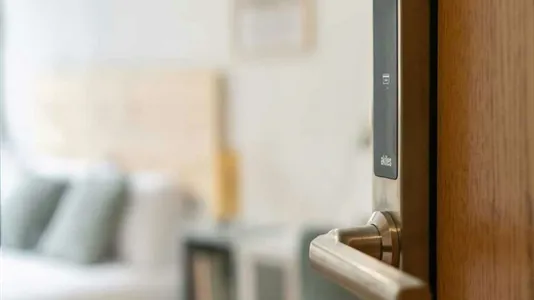 Rooms in Madrid Hortaleza - photo 4