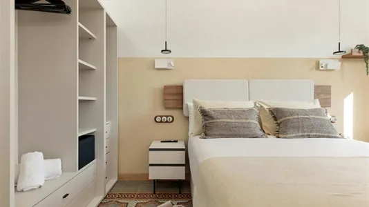 Rooms in Barcelona Eixample - photo 3