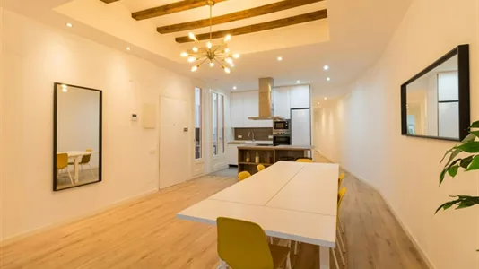 Apartments in Barcelona Ciutat Vella - photo 9