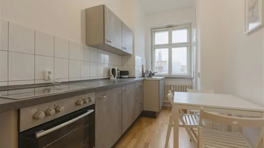 Rooms in Berlin Friedrichshain-Kreuzberg - photo 7