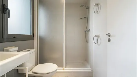 Rooms in Sant Cugat del Vallès - photo 9