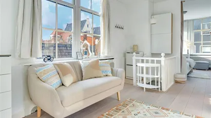 Apartment for rent in Amsterdam Centrum, Amsterdam