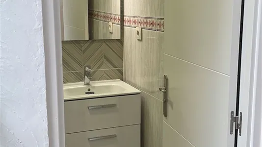 Rooms in L'Hospitalet de Llobregat - photo 4