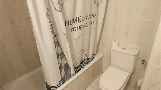 Rooms in Alcalá de Henares - photo 8