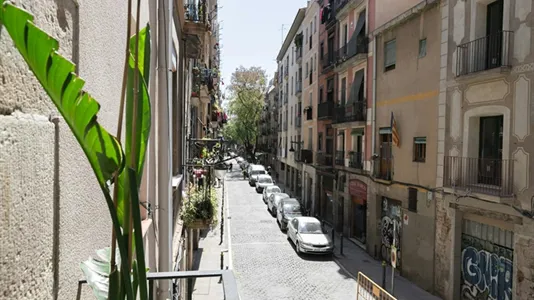 Apartments in Barcelona Ciutat Vella - photo 2