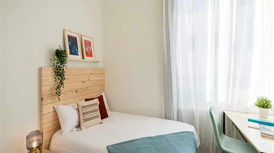 Rooms in Madrid Chamberí - photo 2