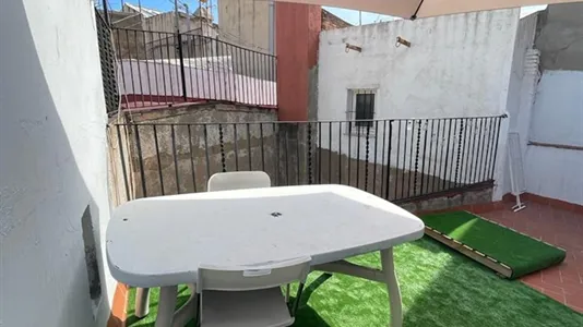 Rooms in Barcelona Ciutat Vella - photo 6