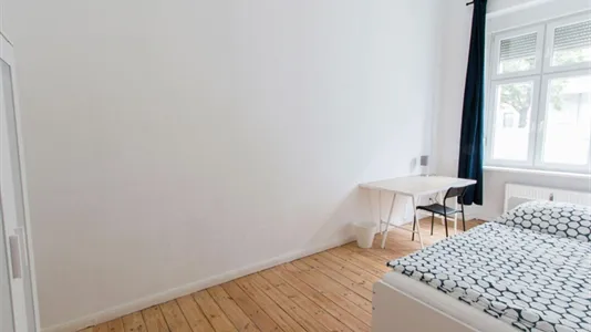Rooms in Berlin Charlottenburg-Wilmersdorf - photo 3